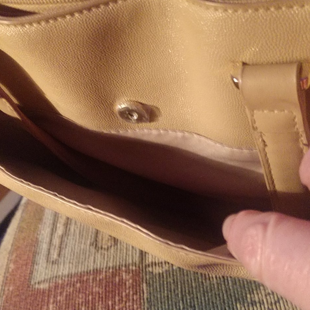 Purse - Picture 5 of 6